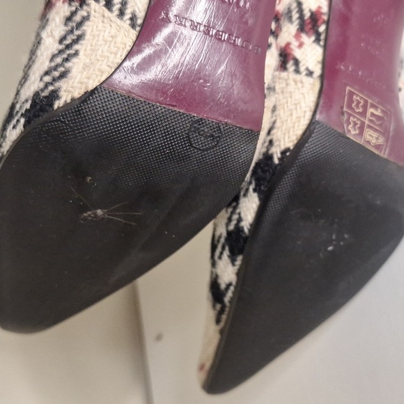 Burberry Vintage Beige Nova Check Wool Tweed Fabric ankle booties - Picture 6 of 11